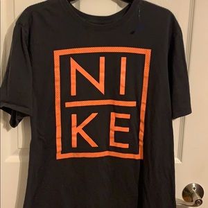 nike tee shirts